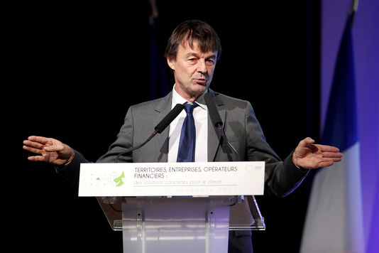 Nicolas Hulot, le ministre de la transition écologique et solidaire, devant les patrons français, au siège du Medef, à Paris, lundi 11 décembre.